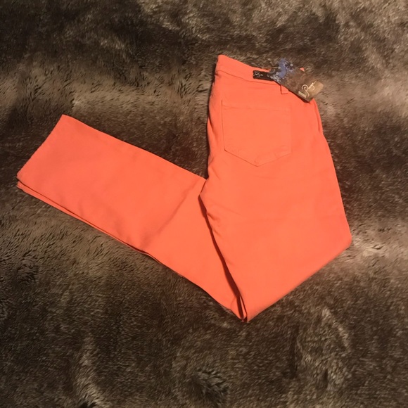❗️(50% off)❗️Paige skinny salmon jeans - Picture 2 of 6